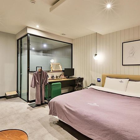 Brown Dot Hotel Jeonggwan Пусан Экстерьер фото