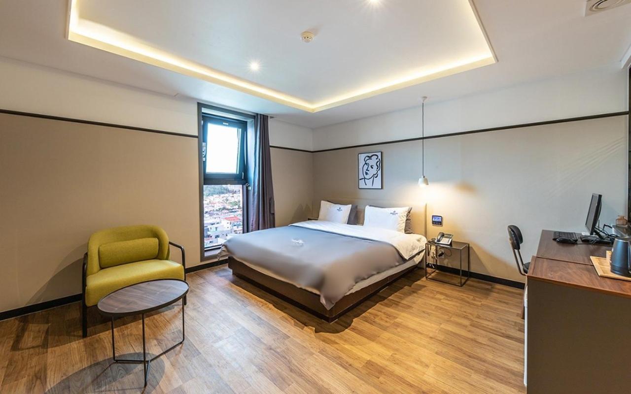 Brown Dot Hotel Jeonggwan Пусан Экстерьер фото