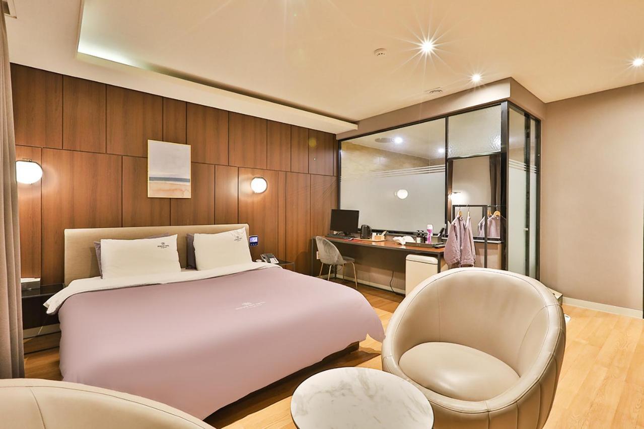 Brown Dot Hotel Jeonggwan Пусан Экстерьер фото
