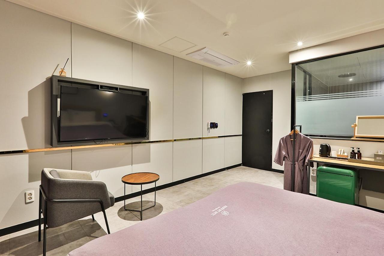 Brown Dot Hotel Jeonggwan Пусан Экстерьер фото