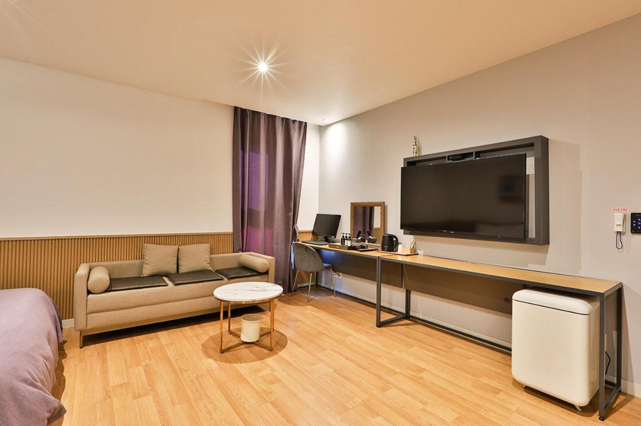 Brown Dot Hotel Jeonggwan Пусан Экстерьер фото