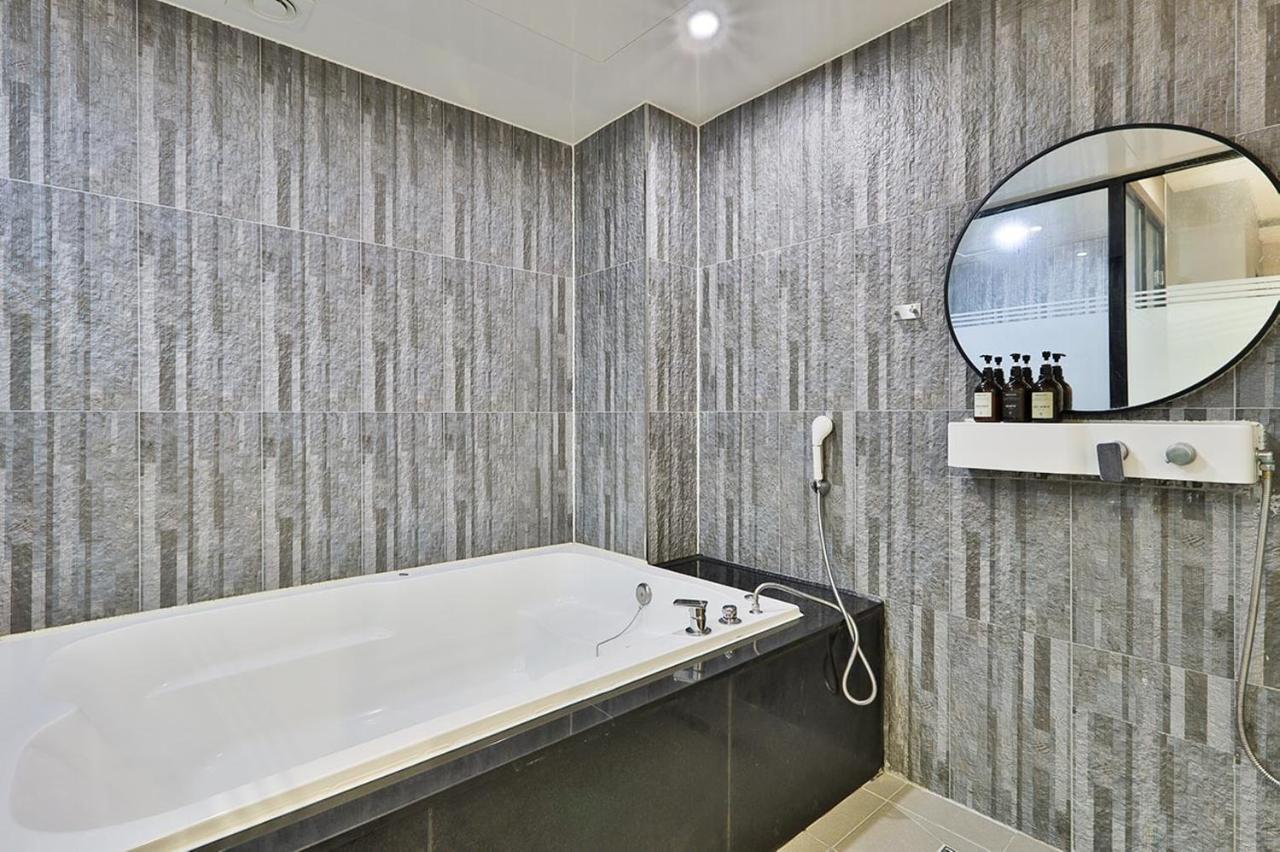 Brown Dot Hotel Jeonggwan Пусан Экстерьер фото